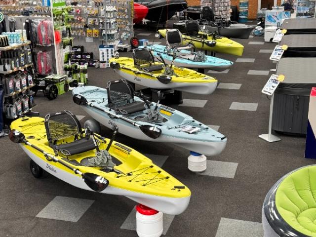 Kayak de mer Hobie : le choix idéal pour pêcher le bar à Coutainville Kayak de mer Hobie : le choix idéal pour pêcher le bar à Coutainville